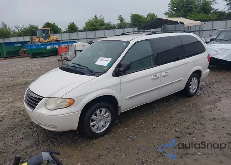 2006 Chrysler Town & Country Touring из США, поврежденный, VIN 2A4GP54L76R915853